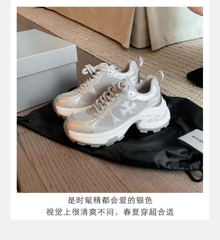 2025 2025 summer new fashion lightweight sports shoes breathable mesh cross flower thick sole heightening dad shoes women running
