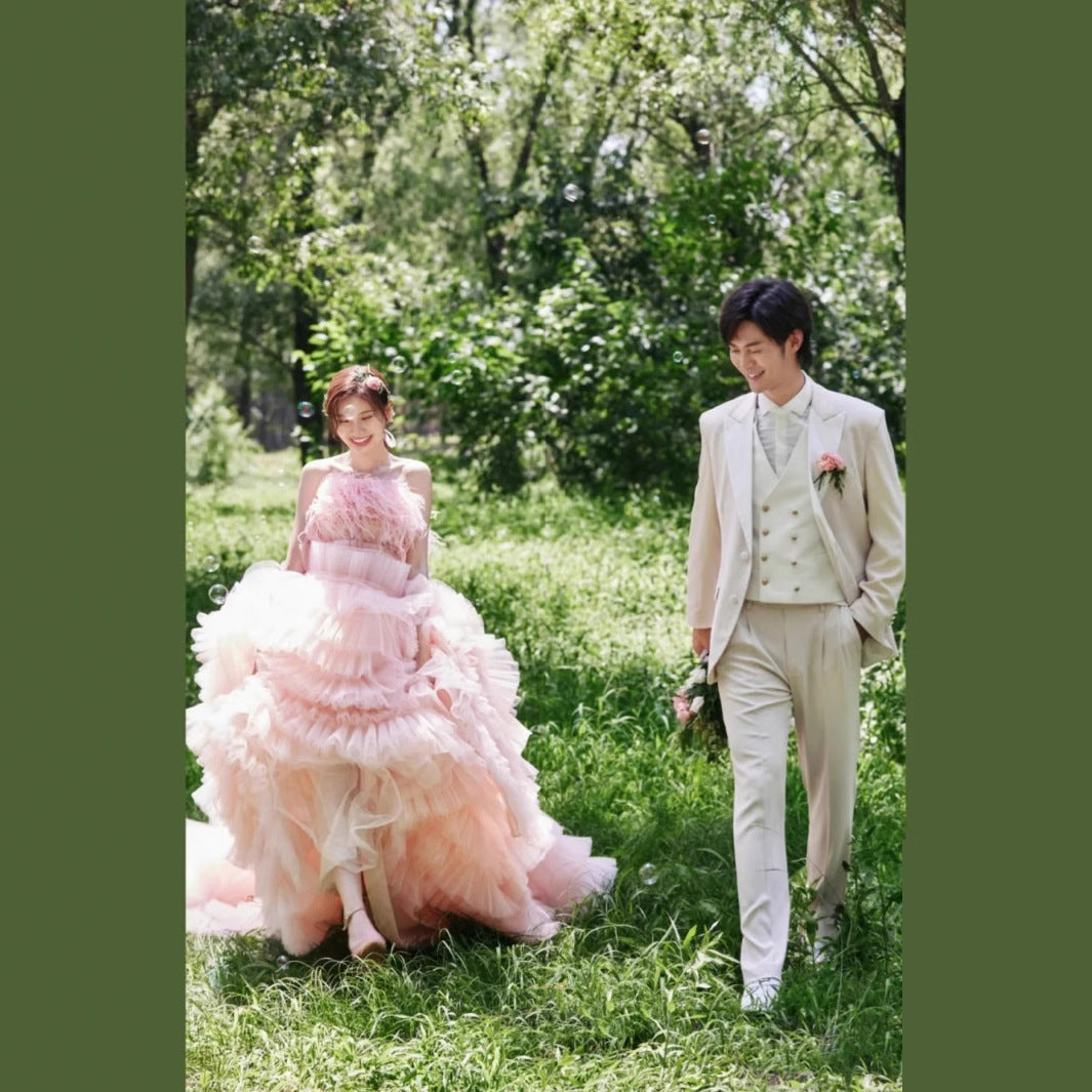 Exhibition color dress 2025 new studio theme wedding dress Mori couple travel photo clothing street photo trailing wedding dress