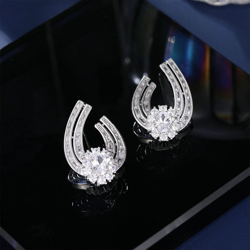 2025 Popularan double-row square full zirconium U-shaped stud earrings s925 silver needle retro geometric inlaid flower fashion personalized earrings