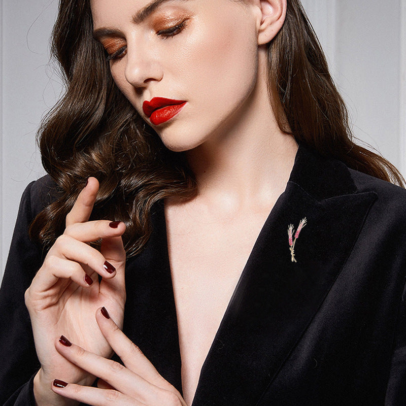 2025 Korean Internet celebrity style temperament high-end suit coat accessories fashionable color zircon corsage pin wheat ear brooch female
