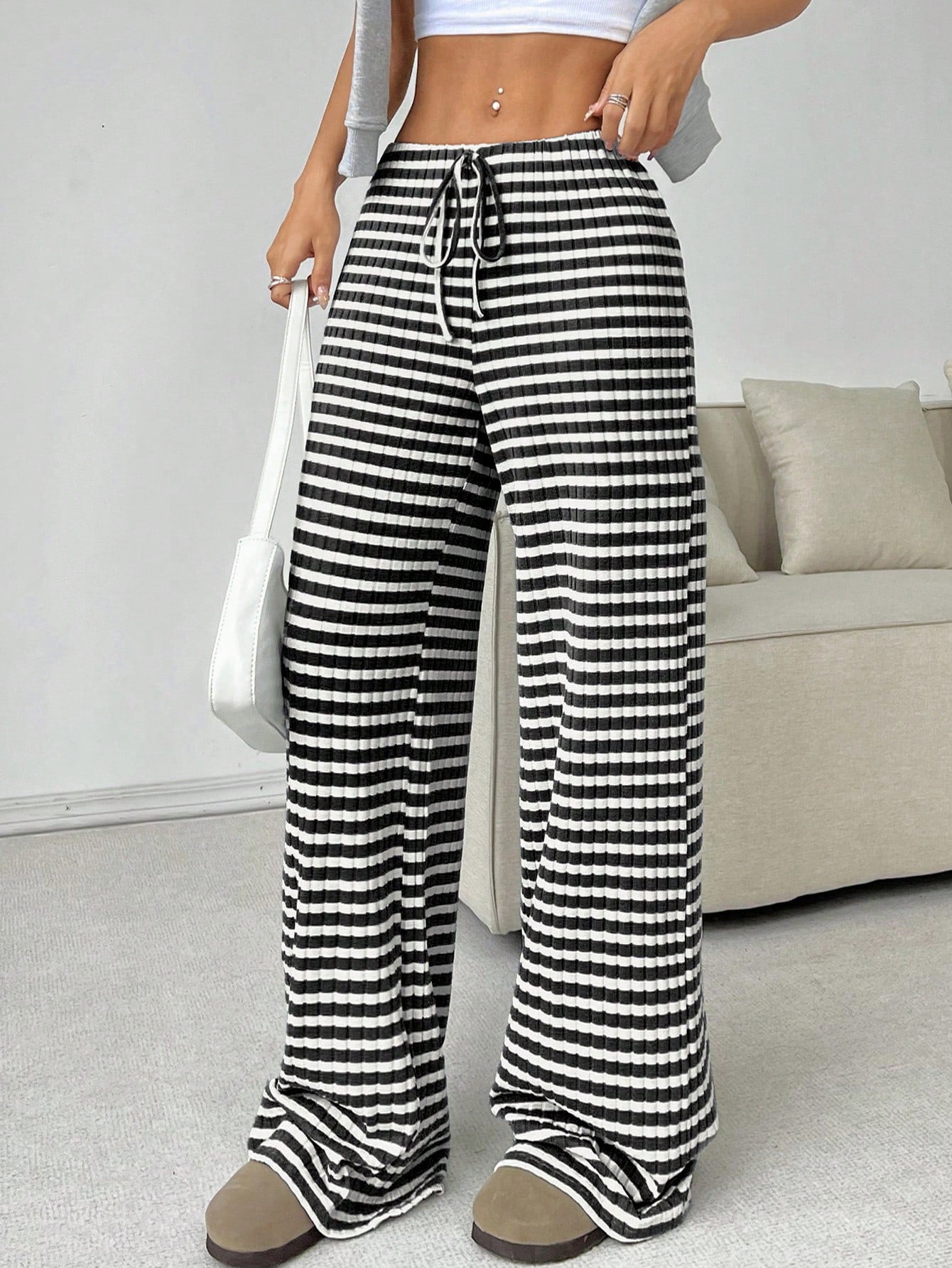 2025 Spring and Autumn New women's clothing new casual striped solid color rubber band pull rope cotton straight pants