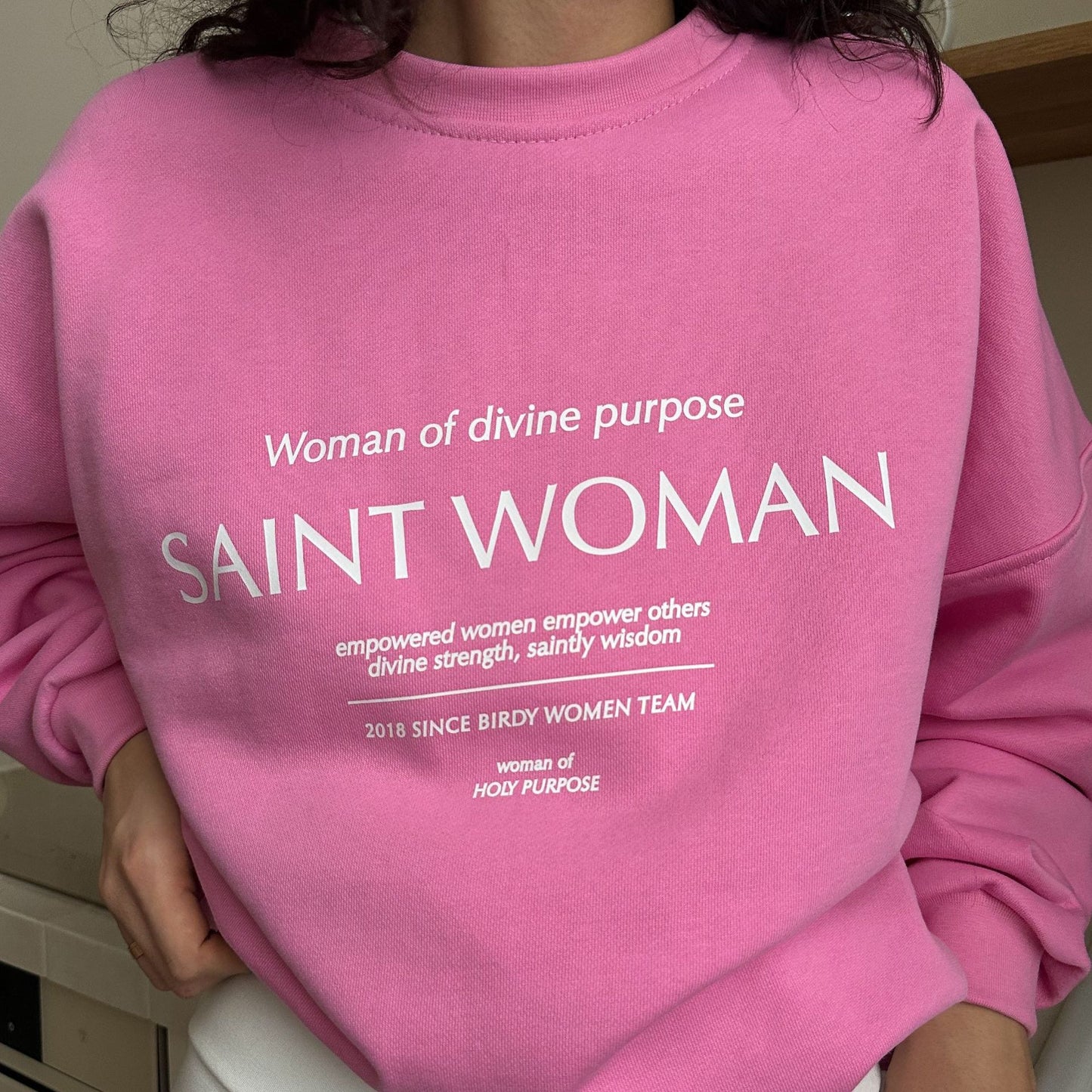 2025 Trendy brand New round neck design sense letter printing pullover sweater women's sweet spring and autumn new loose top lazy