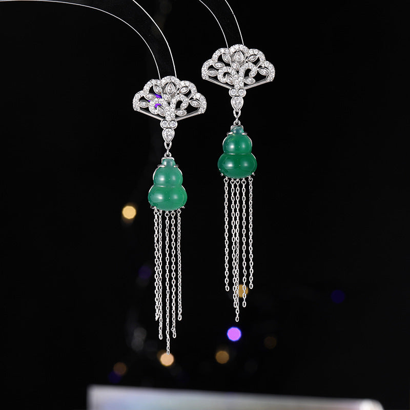 2025 Long ancient cheongsam Hanfu national style earrings female modified face shape new Chinese chalcedony gourd Fulu fringed earrings