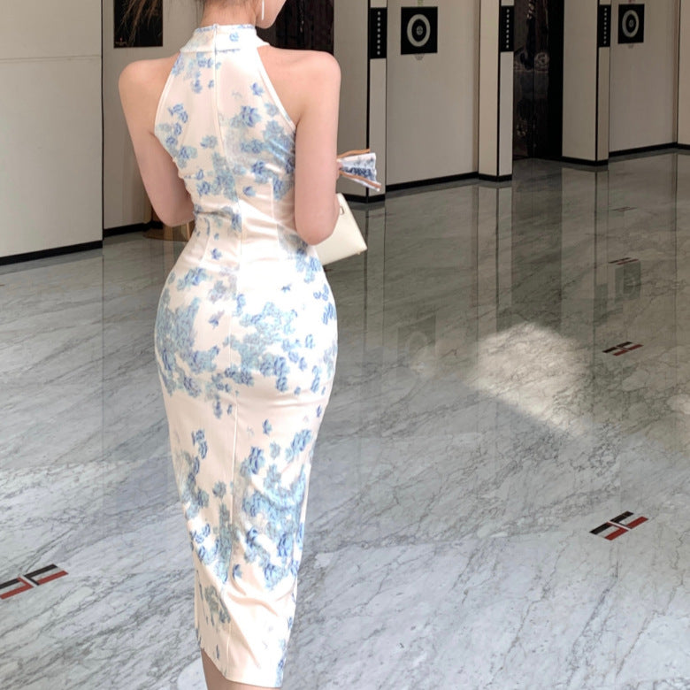 2025 Celebrity banquet dress women's clothing summer new temperament slim-fitting improved cheongsam split-ended arm skirt is thin and hollow
