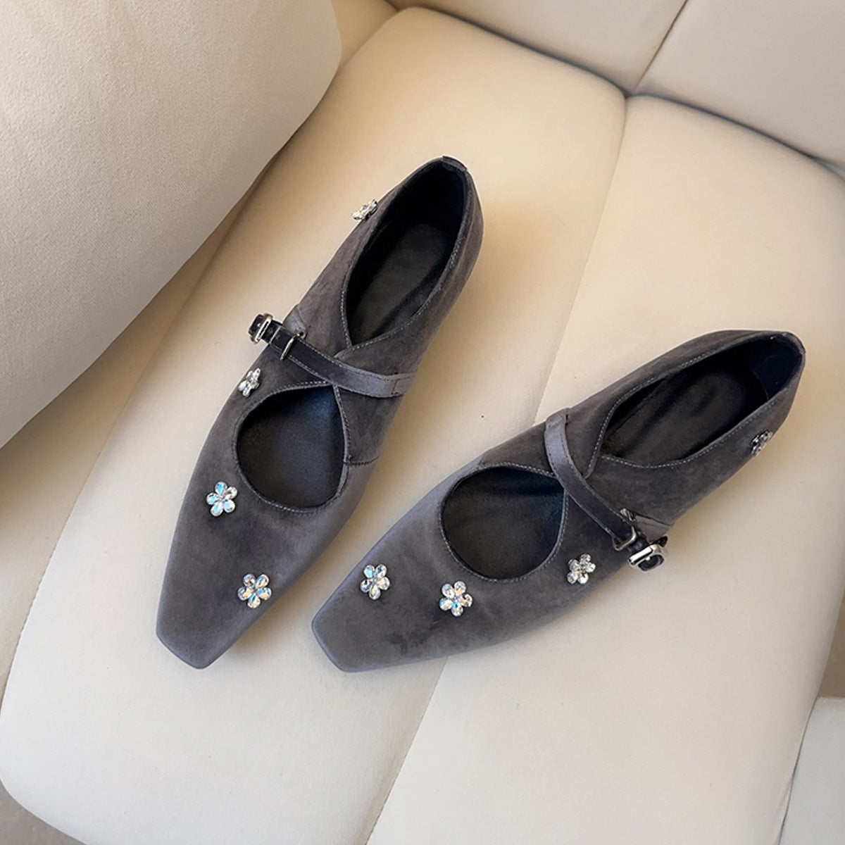 2025 Spot sheepskin version~ rhinestone flower inner height increase single shoes with temperament square head silver Mary Jane shoes