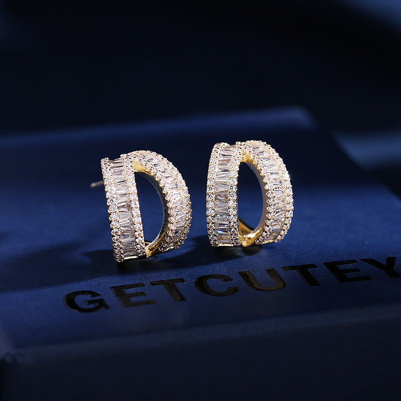 2025 S925 silver needle new ear jewelry trendy niche creative designer stud earrings super flash zircon inlaid C ring earrings
