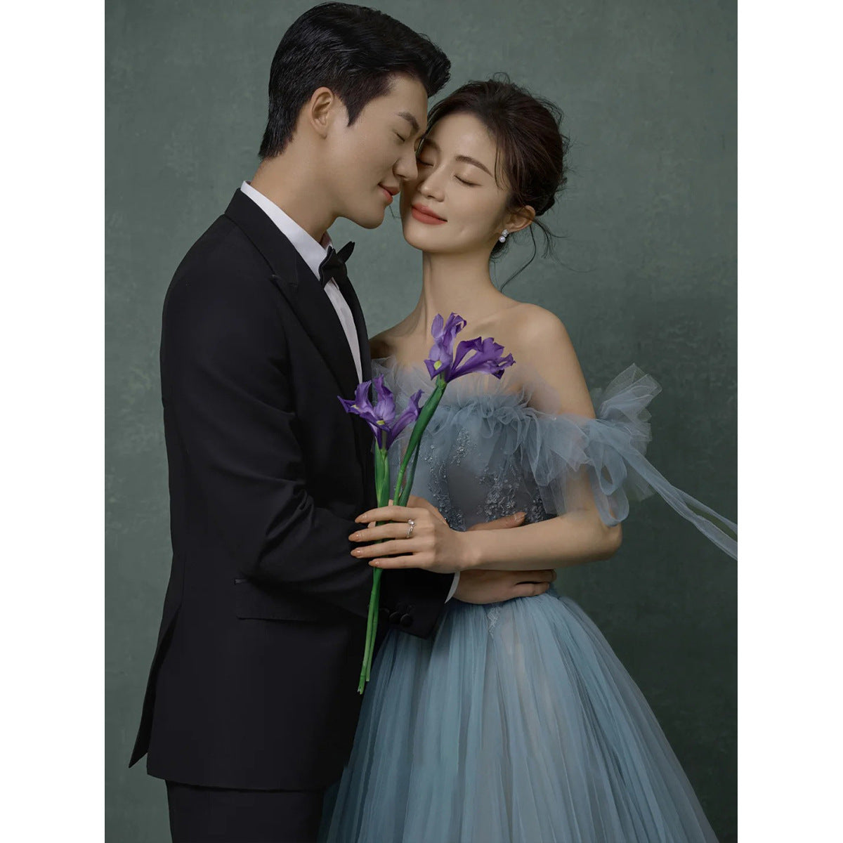 2025 new studio wedding dress Mori color photography fashionable and beautiful super fairy mesh theme sweet fluffy dress