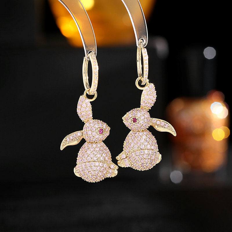 2025 Niche high-end sense light luxury style sweet girlish heart temperament ear buckle zodiac rabbit earrings tide natal year rabbit earrings
