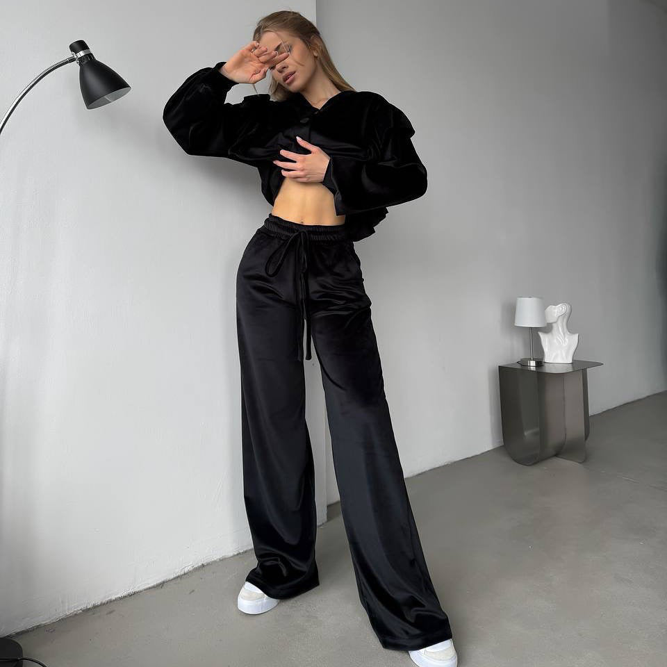 2025 High-end new retro velvet ruffle edge fashion suit women's new loose and lazy temperament two-piece set