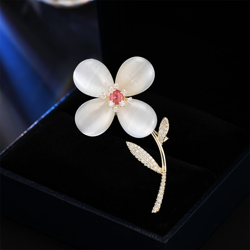 2025 High-end temperament luxury pin niche corsage women's exquisite inlaid zircon opal flower brooch suit accessories