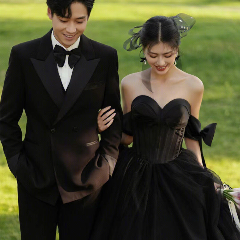 Black main wedding dress 2025 new studio photography photo clothing Hepburn wind light gauze travel banquet dress