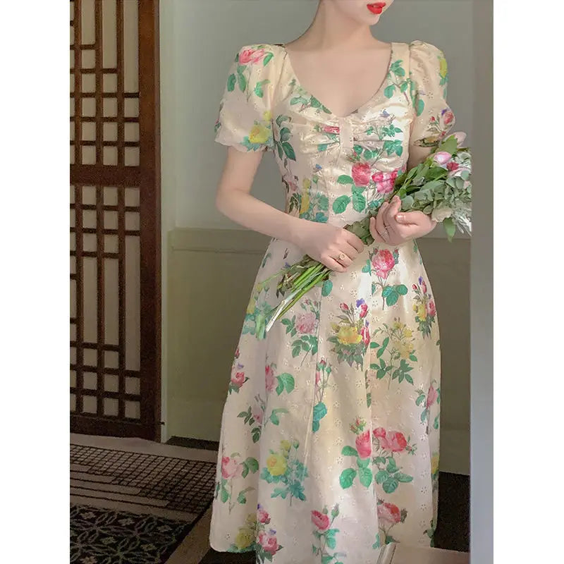 jinran 2024 Summer New Women's Floral Skirt French Retro High-end Design Women's Elegant Fairy Style High Waisted Sexy Dress
