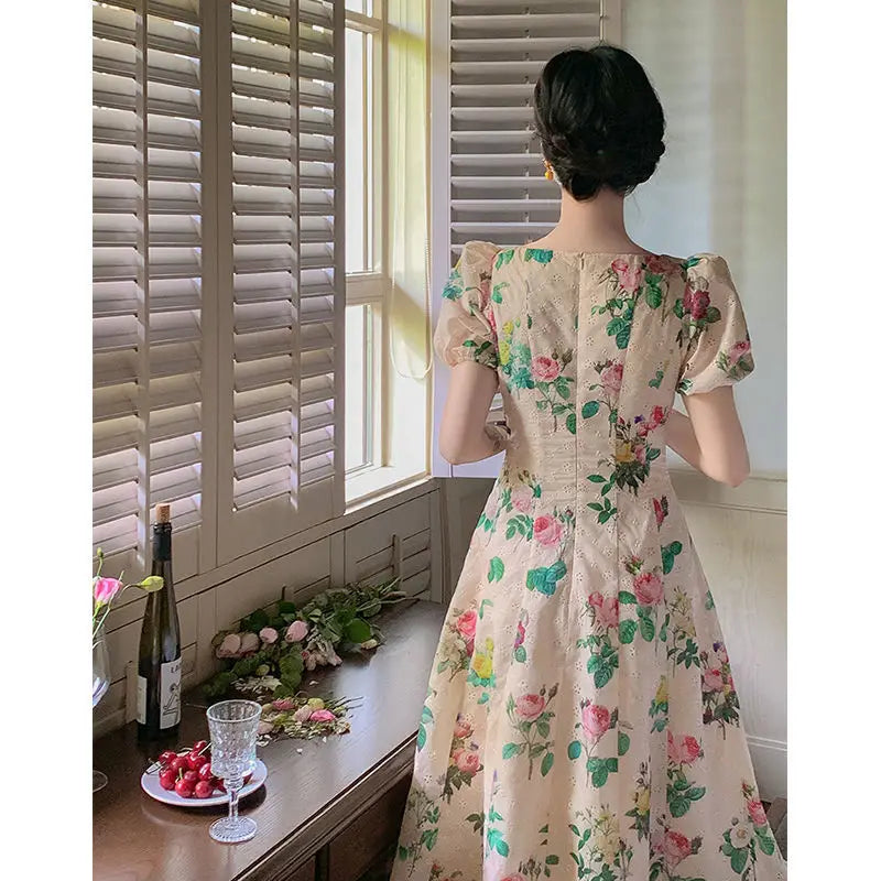 jinran 2024 Summer New Women's Floral Skirt French Retro High-end Design Women's Elegant Fairy Style High Waisted Sexy Dress