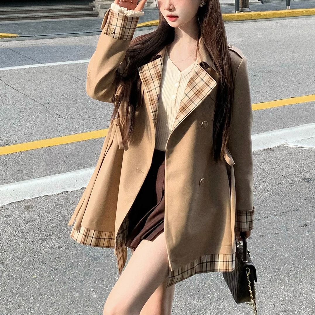 jinran 2024 fall fashion trends Maple Candy Girl Khaki Trench Coat Female 2024 Autumn Plaid Stitching Coat Small Versatile Mid-Length Trench Coat