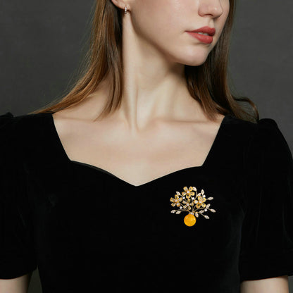 2025 Retro Chinese style high-end brooch wholesale imitation agate zircon inlaid flower blue pin autumn and winter coat accessories