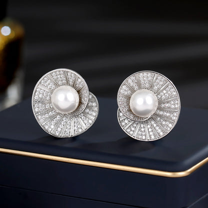 2025 s925 silver needle new style high-grade retro light luxury temperament earrings wholesale zircon pearl design shell earrings
