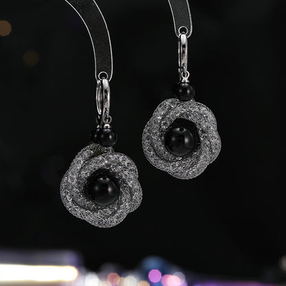 2025 Retro Chinese style red pearl ear buckle trendy high-end sense light luxury metal mesh earrings niche simple earrings women
