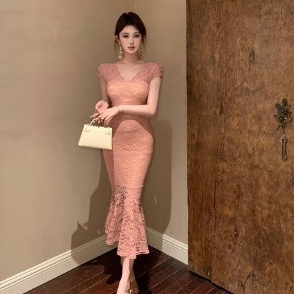 2025 Celebrity women's clothing  spring and summer new  lace short-sleeved fishtail thin bag arm slim dress small dress