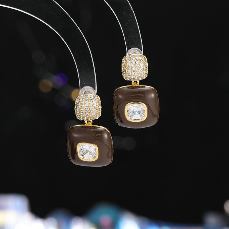 2025 Retro Hong Kong style drop glaze earrings, light luxury in autumn and winter, high-end Ankola red fashion temperament, versatile square earrings