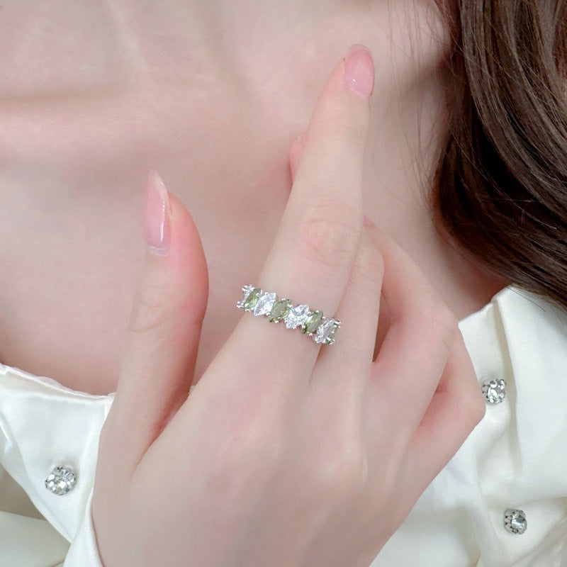 2025 Korean version of fashionable sweet and cool style personalized open index finger ring super flash zircon inlaid high-end niche versatile ring