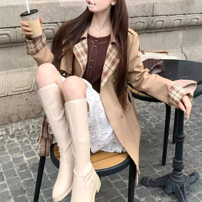 jinran 2024 fall fashion trends Maple Candy Girl Khaki Trench Coat Female 2024 Autumn Plaid Stitching Coat Small Versatile Mid-Length Trench Coat