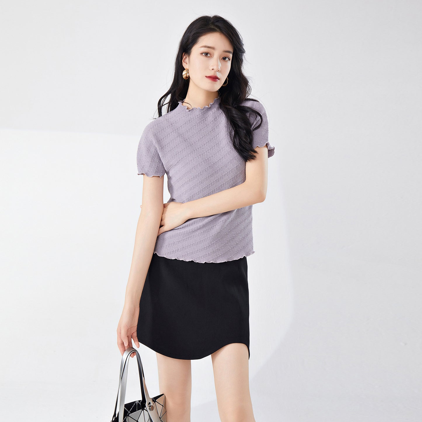 2025 Women's hot-selling short-sleeved T-shirt summer temperament semi-turtleneck slim-fitting and thin commuting simple versatile pleated top