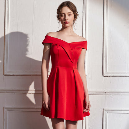 2025 Evening dress women's high-end high-end temperament socialites banquet small people with one-word shoulders can usually wear short dresses