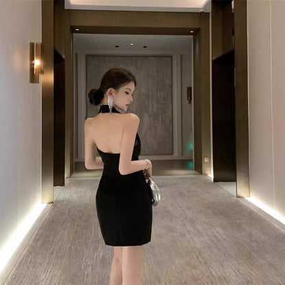 2025 High-end little black dress  temperament socialite royal sister sexy v-neck neck dress black birthday dress