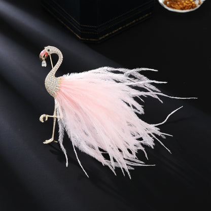 2025 High-grade pink feather flamingo brooch exquisite high-grade corsage temperament suit coat personality creative pin