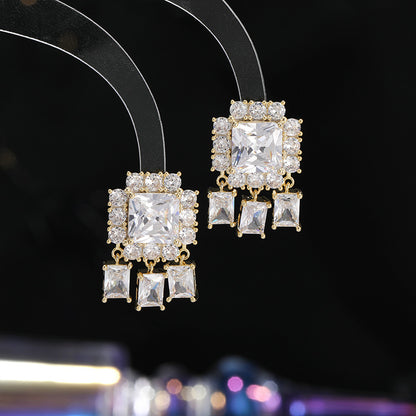 2025 Japan and Korea s925 silver needles slightly inlaid with zirconium square stud earrings fashion personality geometric earrings female Internet celebrities trend versatile models