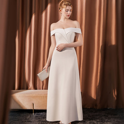 2025 Evening dress dress women's high-end temperament simple high-end sense celebrity banquet one-word shoulder thin pendant long dress