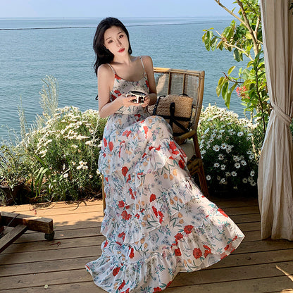 2025 Sanya vacation photo summer new suspender floral dress 2025 summer pendulum  cake dress