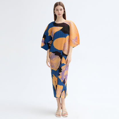 2025 Miyake new geometric printing seven-quarter sleeve round neck loose Korean version dress women's pleated temperament A-shaped skirt