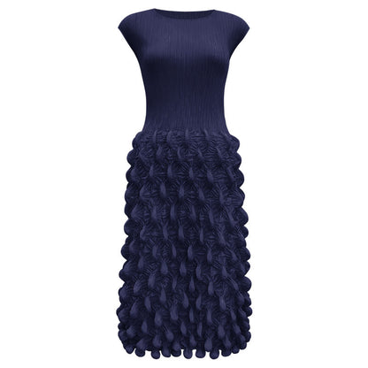 2025 summer new spot bubble pleated long dress slim pleated women's clothing solid color niche handmade sleeveless dress