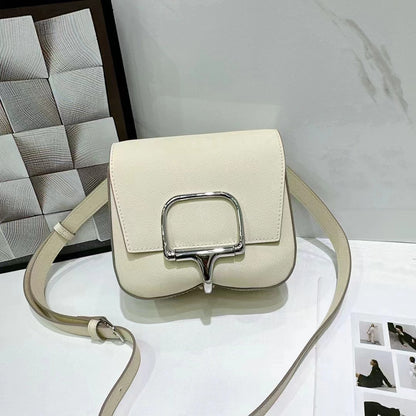 Della popular new shoulder messenger bag vertical butt bag EP palm pattern cowhide silver buckle peach hip bag 062