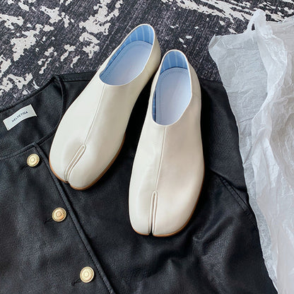 2025 Cowhide version~ Grape mother has the same female new silver horseshoe lazy one-pedal flat-bottomed shallow-mouth pig's trotters split-toe shoes.