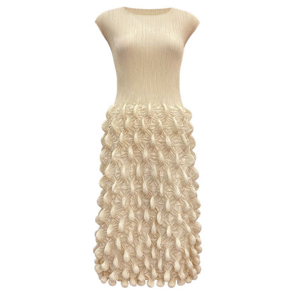 2025 summer new spot bubble pleated long dress slim pleated women's clothing solid color niche handmade sleeveless dress