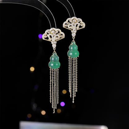 2025 Long ancient cheongsam Hanfu national style earrings female modified face shape new Chinese chalcedony gourd Fulu fringed earrings