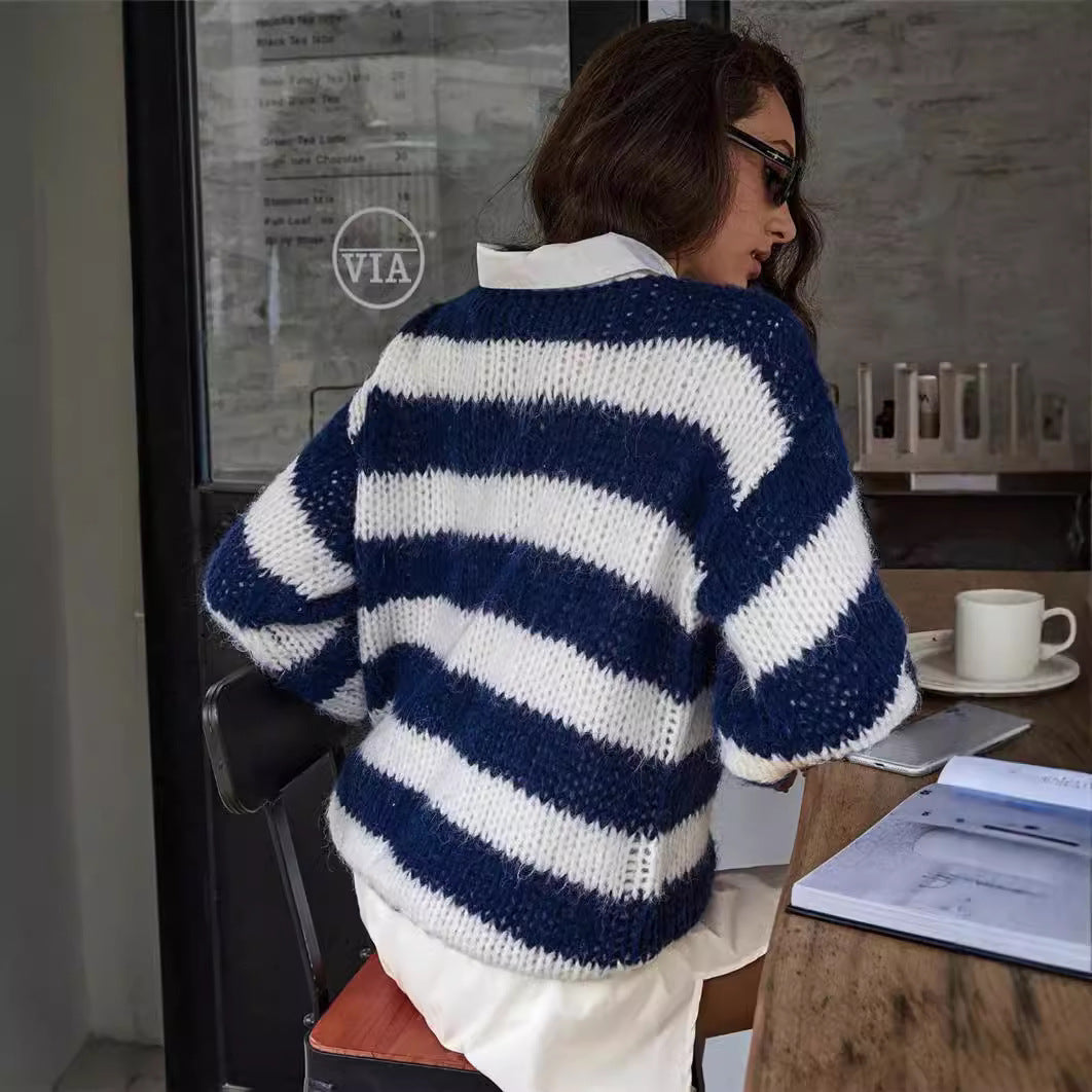 jinran sweater 2024 Autumn and Winter New Blue and White Striped Contrast Color Loose Lazy All-Match Knitted Sweater for Women