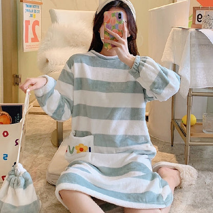 jinran Young Girl Warm Flannel Nightdress Long Sleeve Autumn Winter Nightgowns & Sleepshirts Women Sleepwear Shirt Home Wear Clohtes