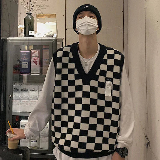 Black White Checkerboard Plaid Print Vest Sweater Autumn Winter V Neck Men Preppy Style Harajuku Fashion Casual Oversize Knitted