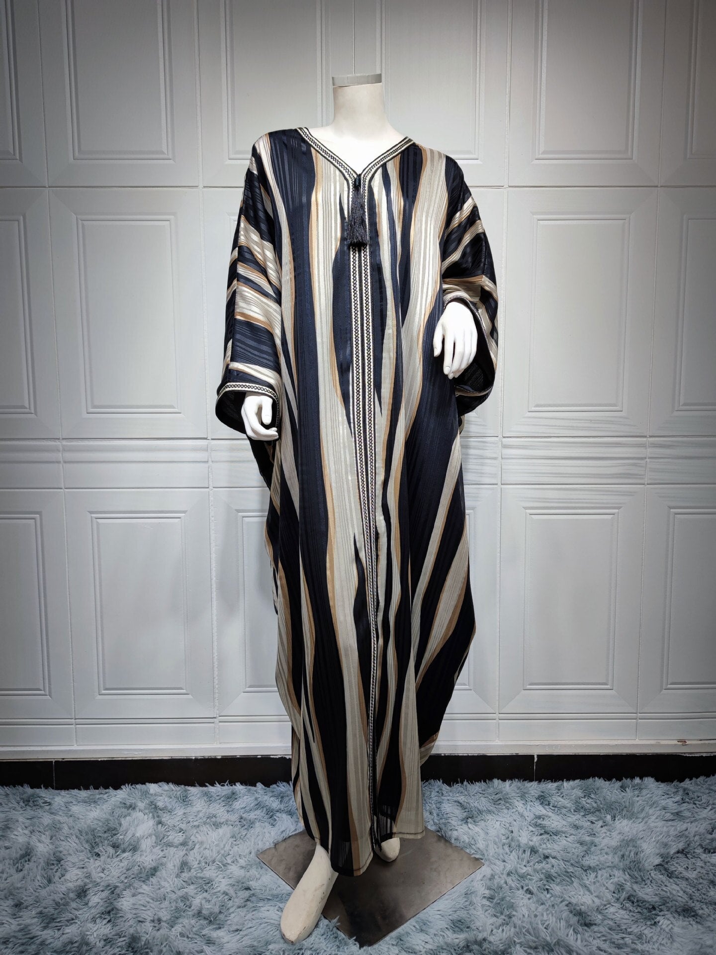 jinran Ramadan Eid Dubai Abaya Spring Autumn Striped Bat Sleeve Muslim Dress Fashion Arab Robe Tassel New Women's Wear Plus Size Skirt