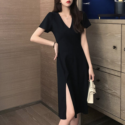 jinran Big size women&#39;s 2022 new heart machine V collar open fork French small black skirt fat mm age thin dress summer